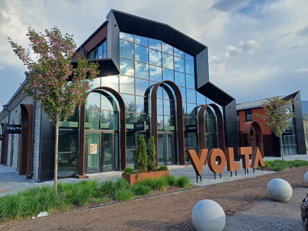 Volta kvartalis korteriühistute istutusalade hooldus